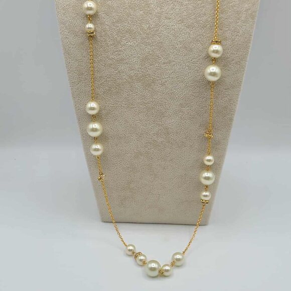 J Crew Gold Tone Pearl Crystal Station Necklace NWOT! - Picture 2 of 9